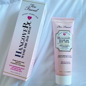 Too Faced Hangover Wash The Day Away Cleanser